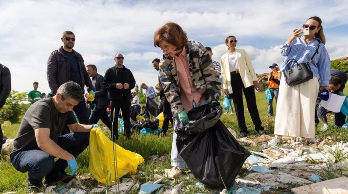 Vision: Garbage-free country