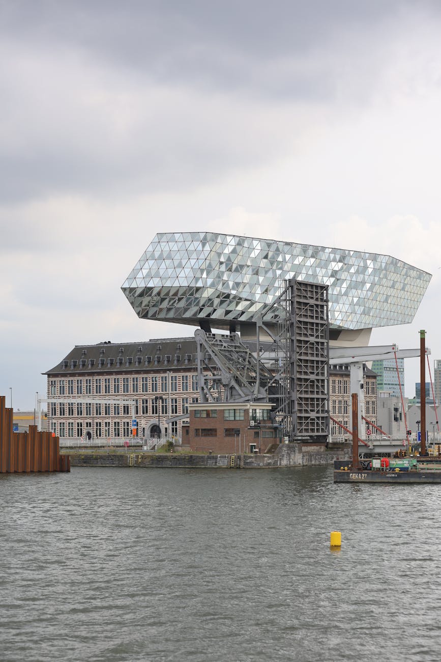 International trade disputes lead to lower throughput of the Antwerp&nbsp;port